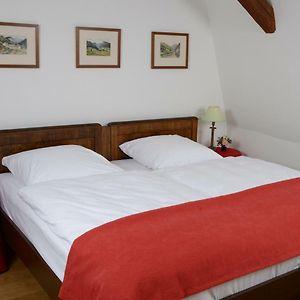 Deluxe Zimmer mit Kingsize-Bett